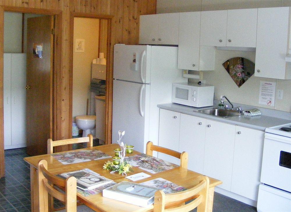 Oasis Du Grand Fond Inc Villa La Malbaie Exteriör bild